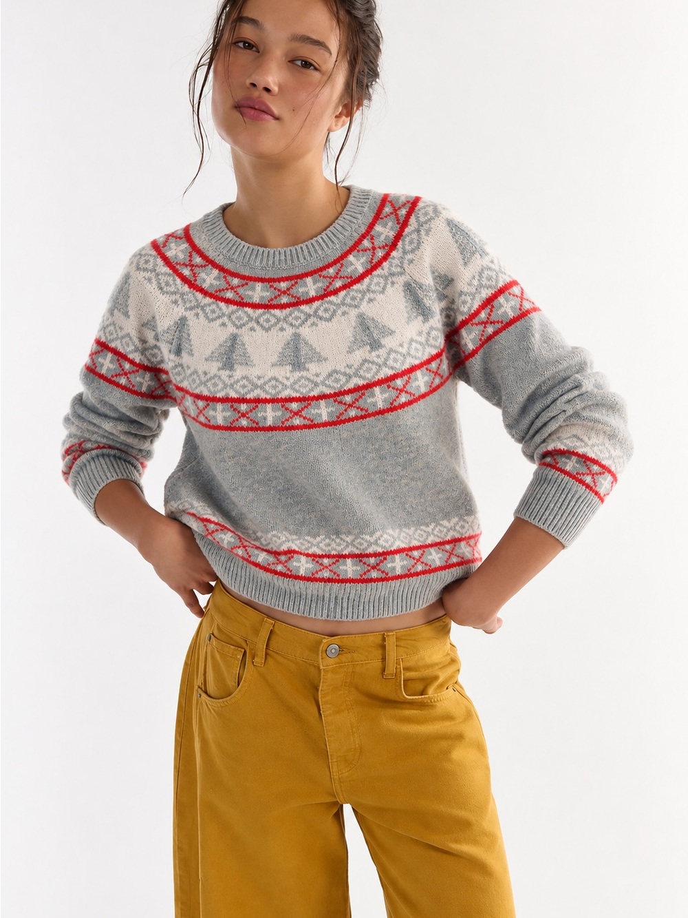 207. Cozy Fair Isle Crewneck Sweater in Light Green with Red Trim